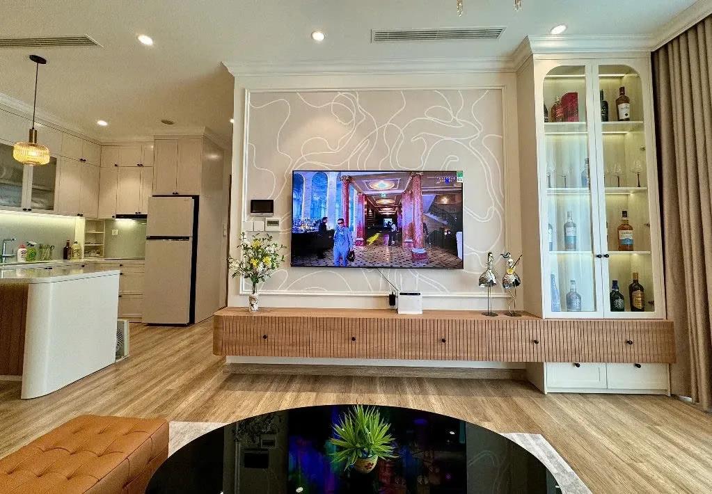 Gallery 2