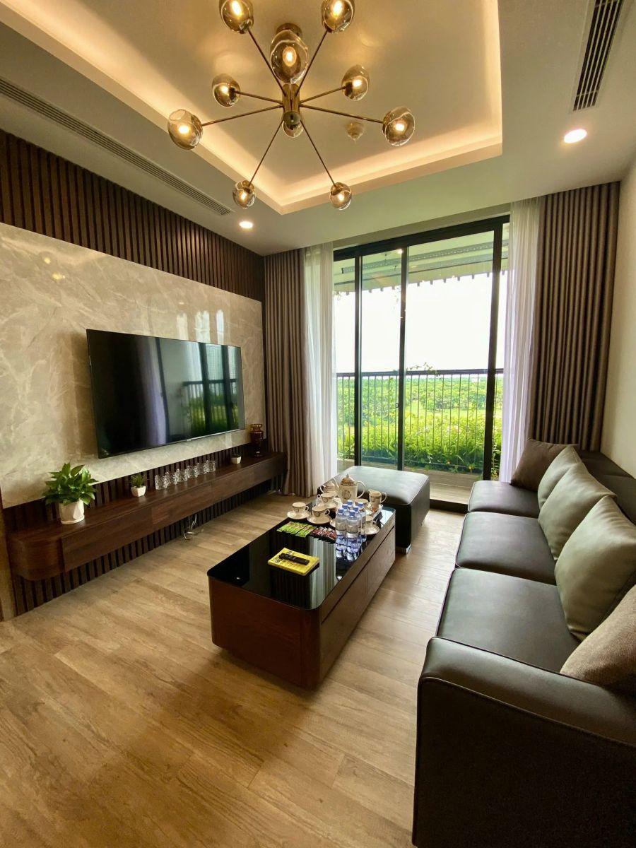 Căn 3 phòng ngủ 97m2 view Hồ Thiên Nga tone đen đẳng cấp