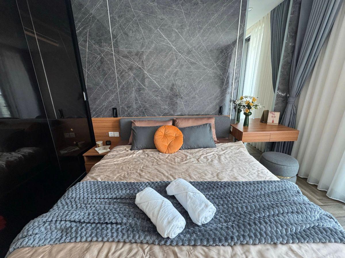 Cho thuê homestay Solforest Ecopark 2PN2VS view Biệt thự đảo