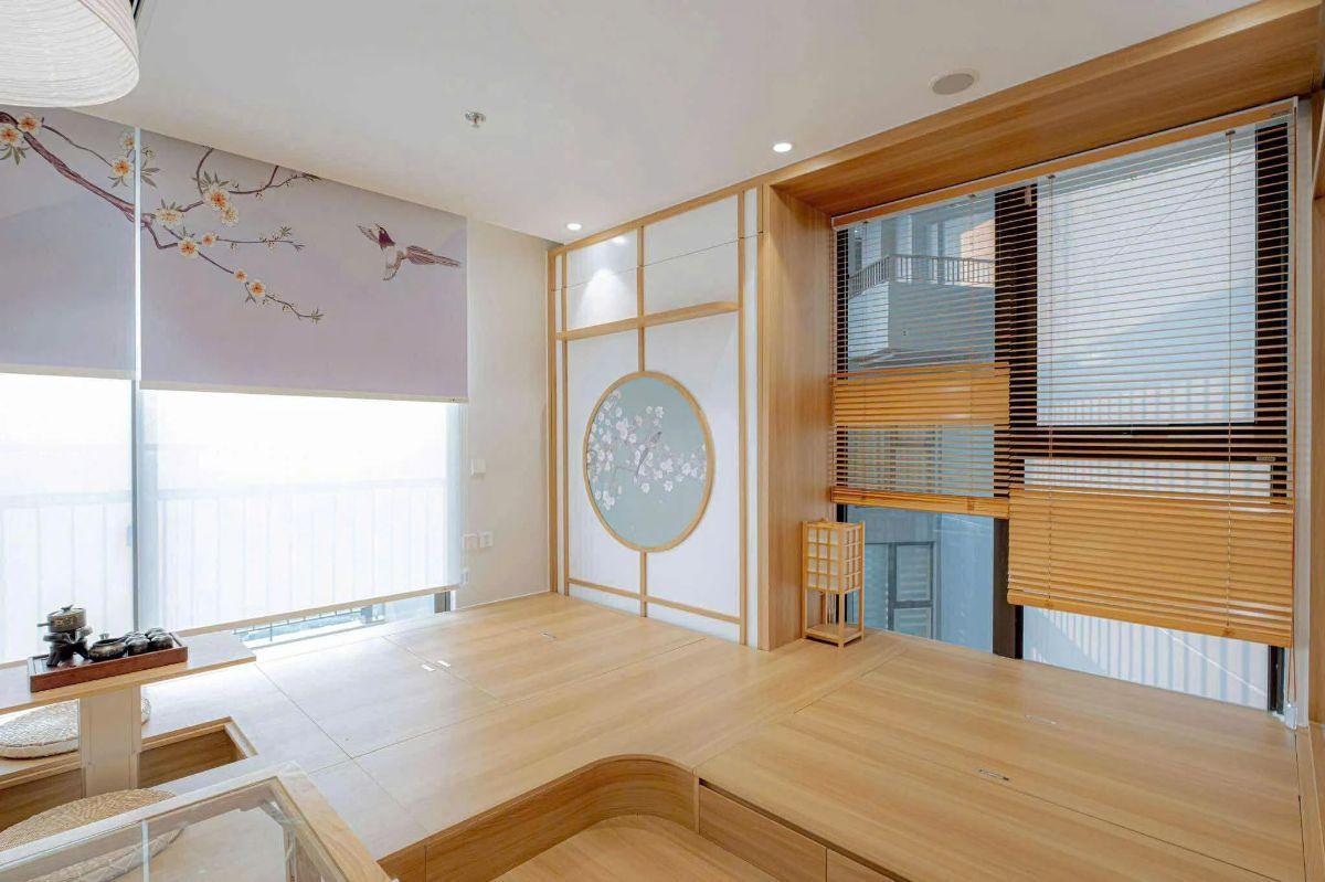 Gallery 4